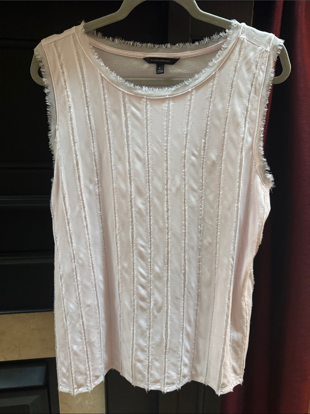 BANANA  REPUBLIC Light Pink Frayed-Trim Sleeveless Tank sz L